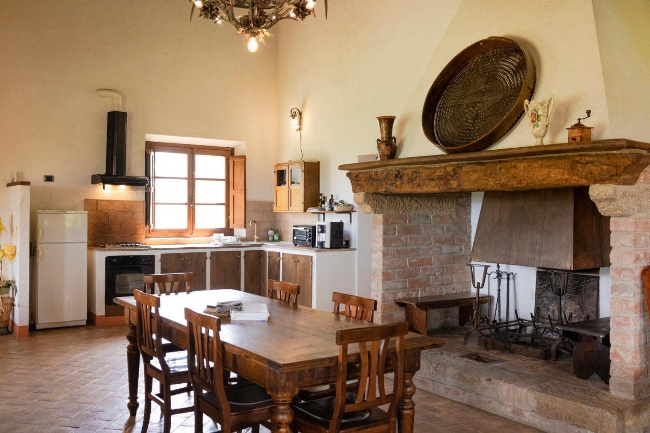 Agriturismo Il Serraglio Montepulciano Luaran gambar