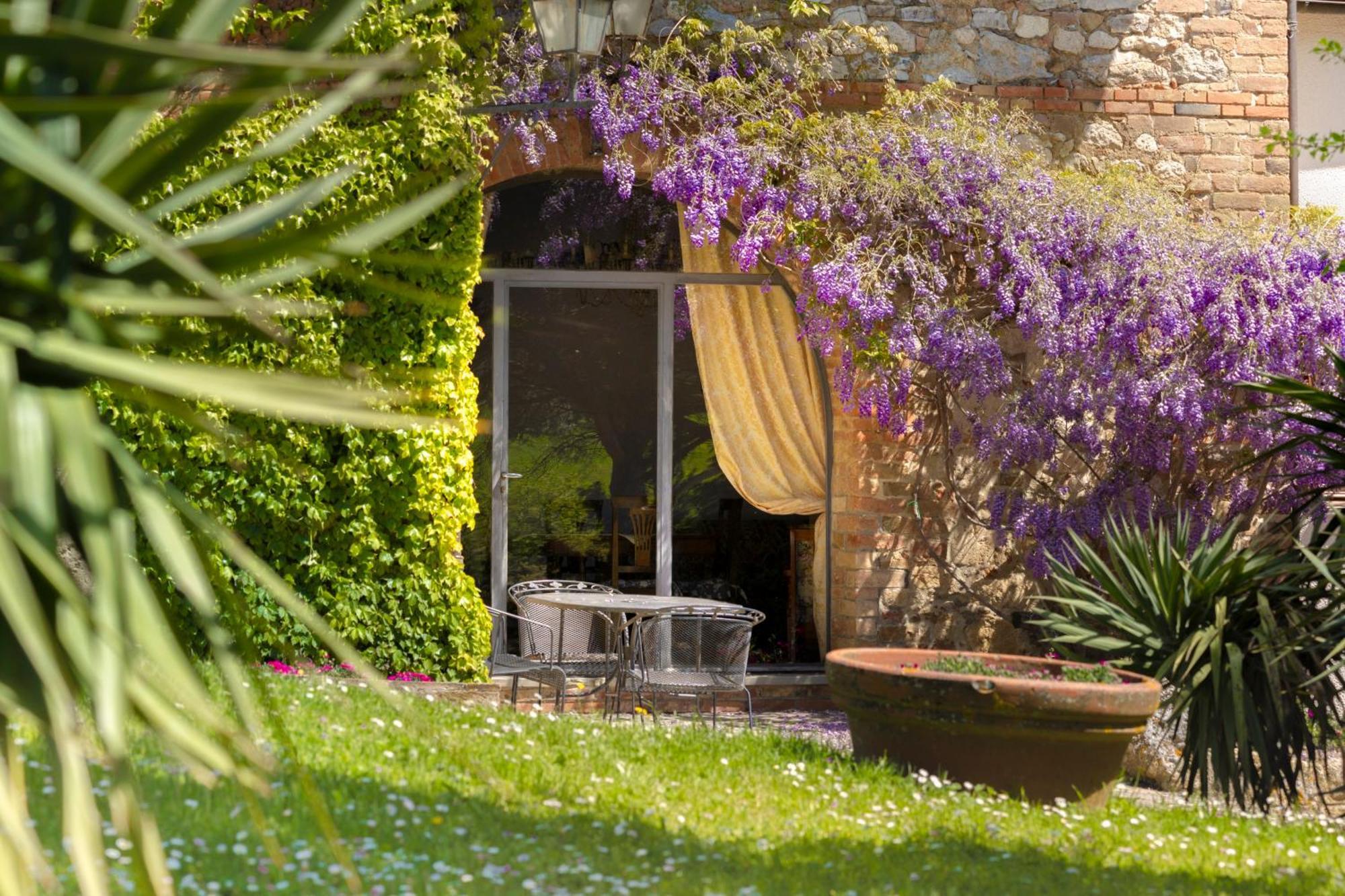 Agriturismo Il Serraglio Montepulciano Luaran gambar